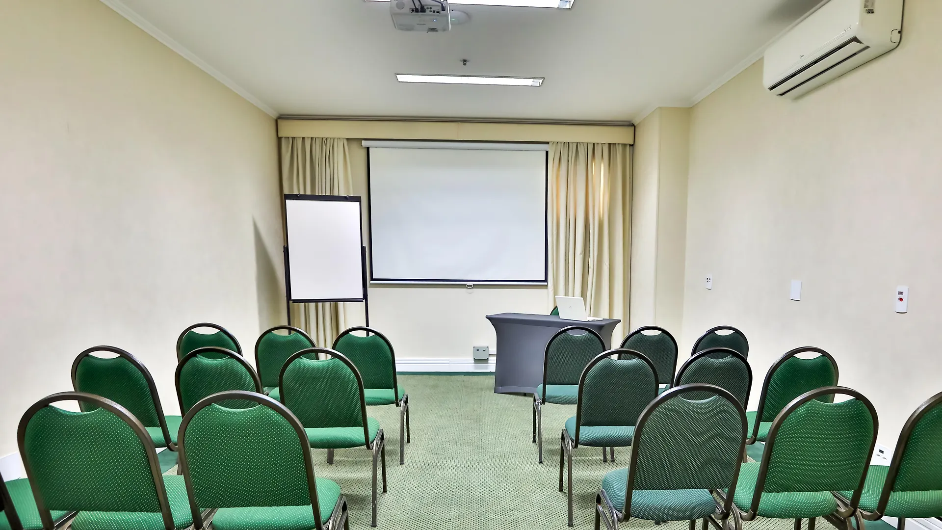 Quality Suites Vila Olimpia Sao Paulo Brazil