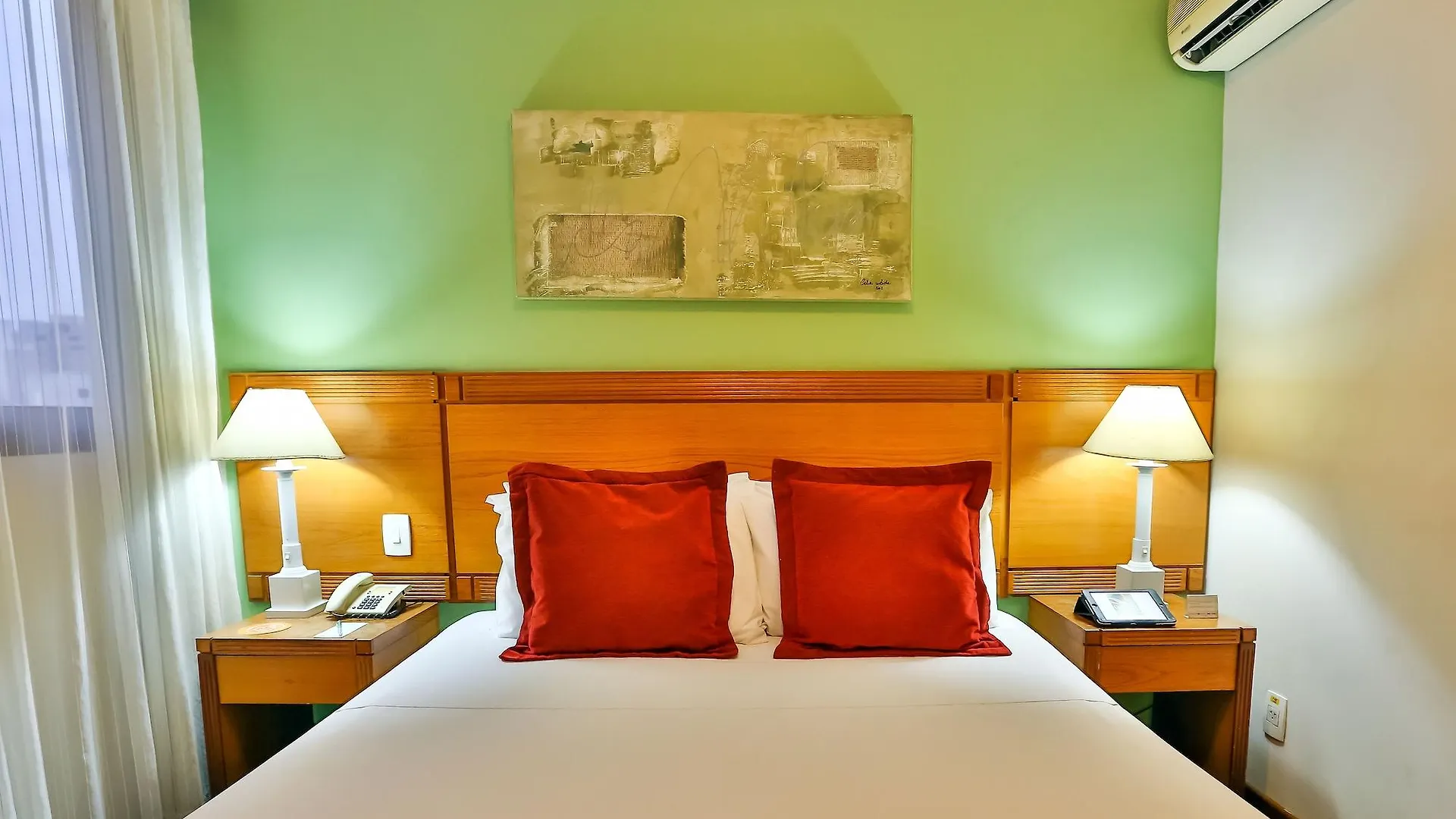 Quality Suites Vila Olimpia Sao Paulo 4*,  Brazil