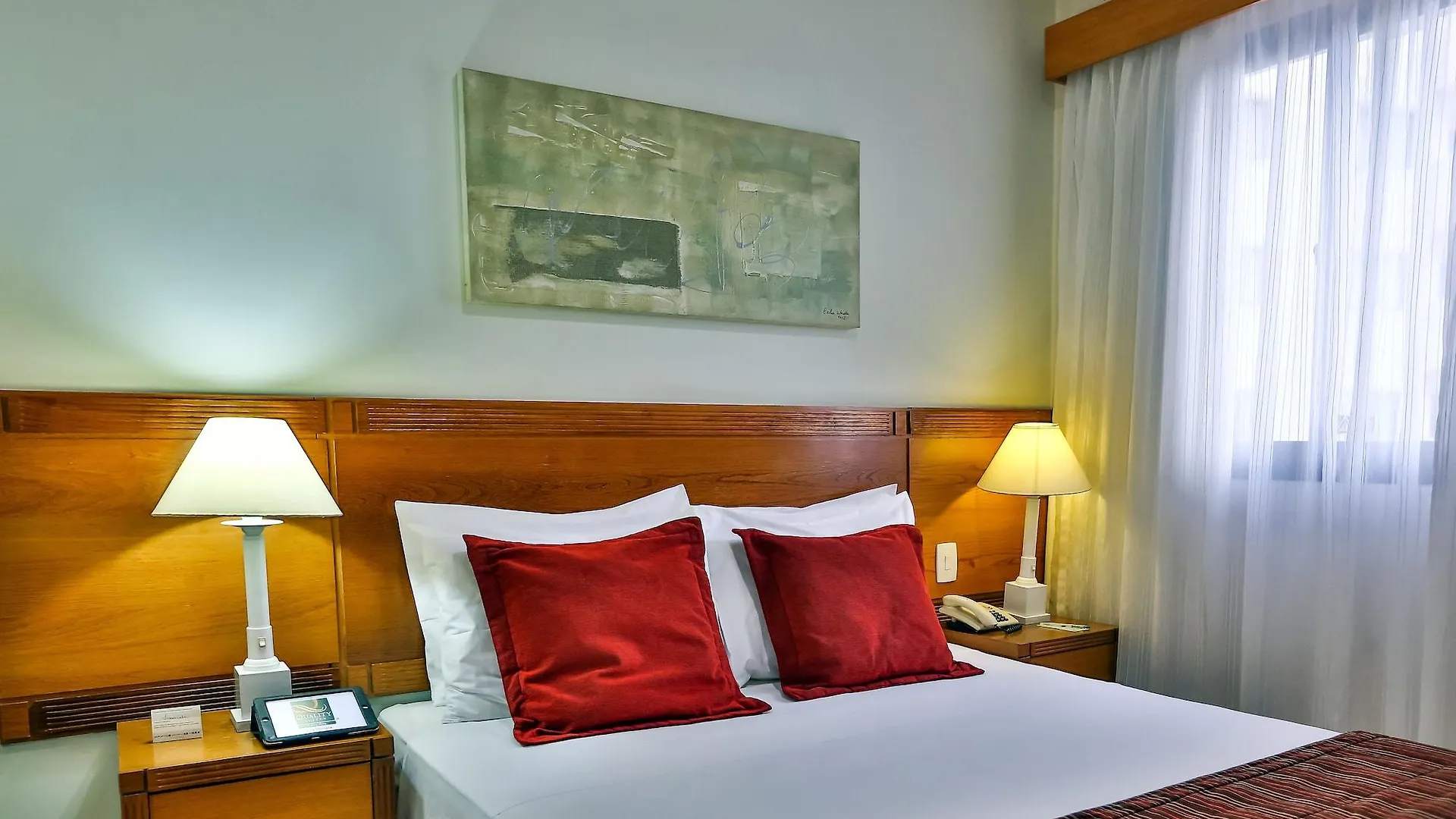 Quality Suites Vila Olimpia San Paolo 4*,